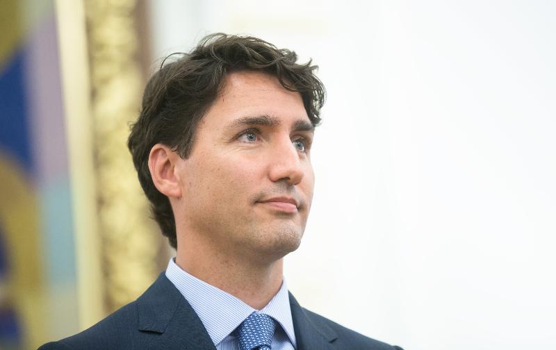 Trudeau wants more electric vehicles across Canada Supply Professional