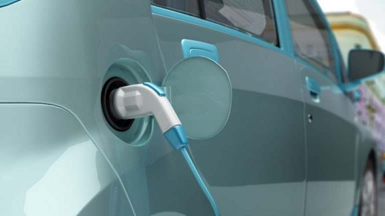 Canada moves to mandate electric vehicle sales starting in 2026